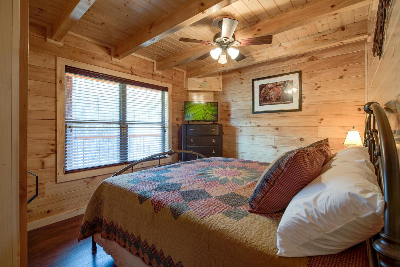 Woodland Escape Villa Pigeon Forge Ngoại thất bức ảnh