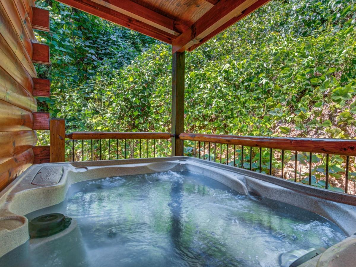 Woodland Escape Villa Pigeon Forge Ngoại thất bức ảnh