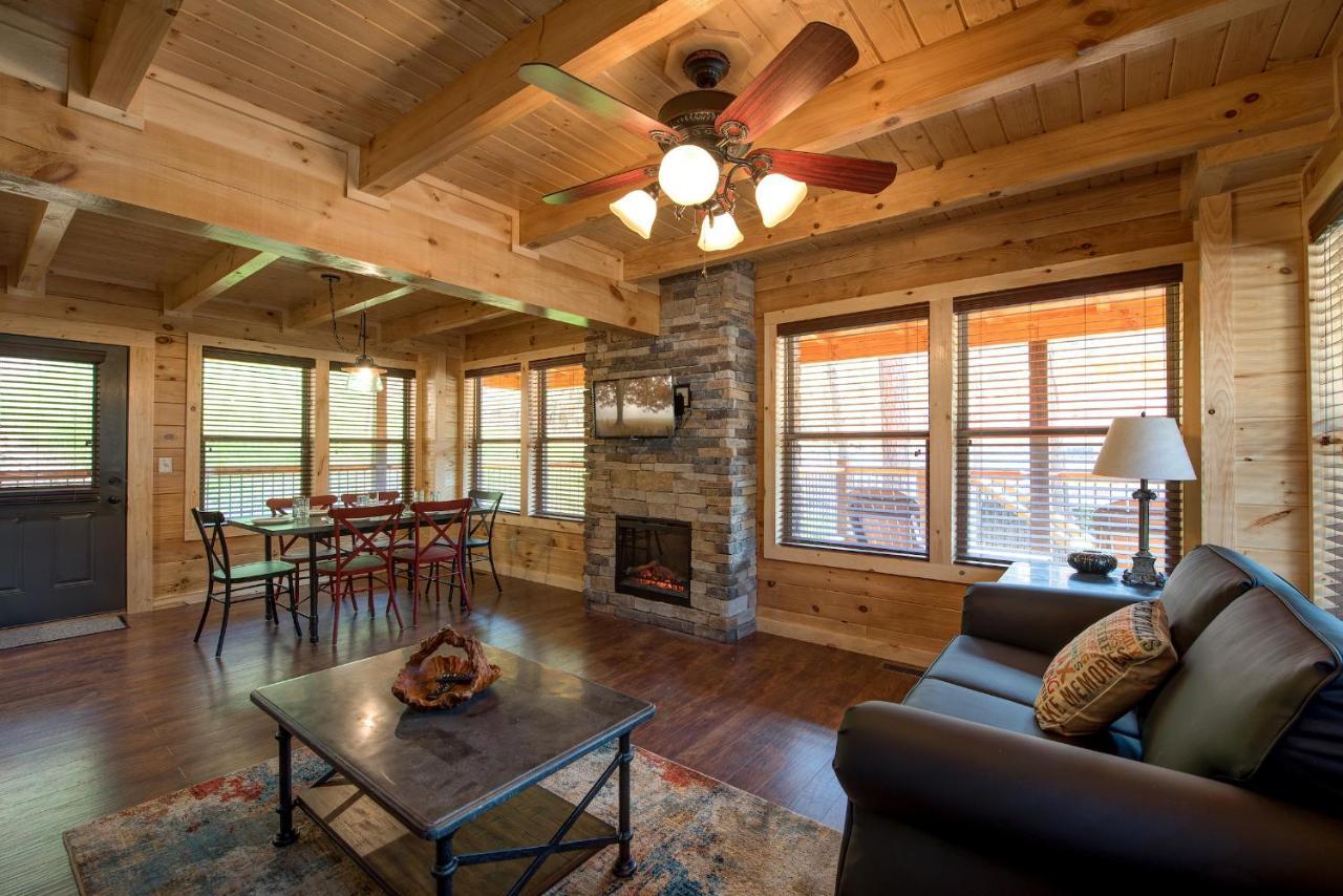 Woodland Escape Villa Pigeon Forge Ngoại thất bức ảnh